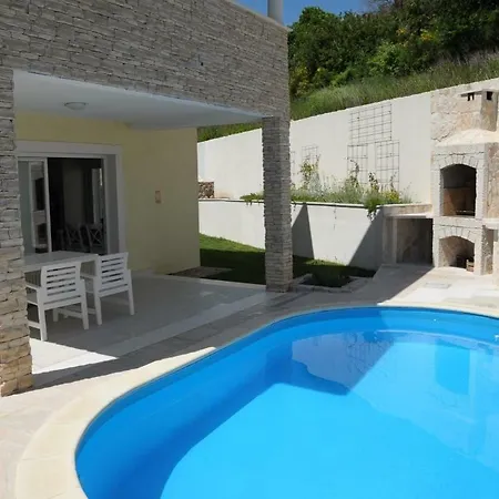 House Sunny Rock Baska Villa Exterior photo